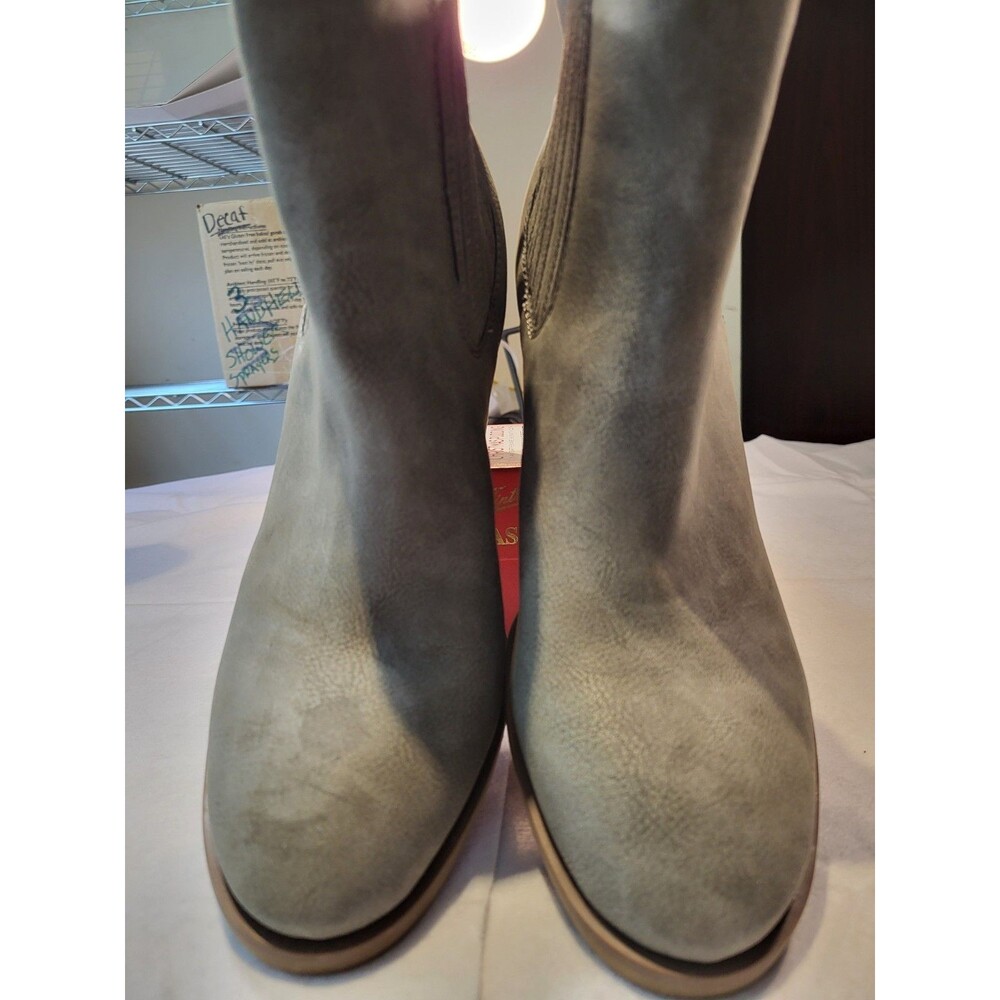 korks NEW Women's boots, 10, Gray Suede Look, 3 Inch Heel